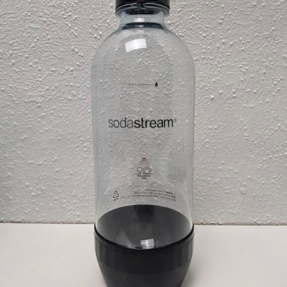Sodastream Fizzi Blue Soda Sparkling Water Machine SPT-001 + Empty CO2 Cylinder - Picture 7 of 12